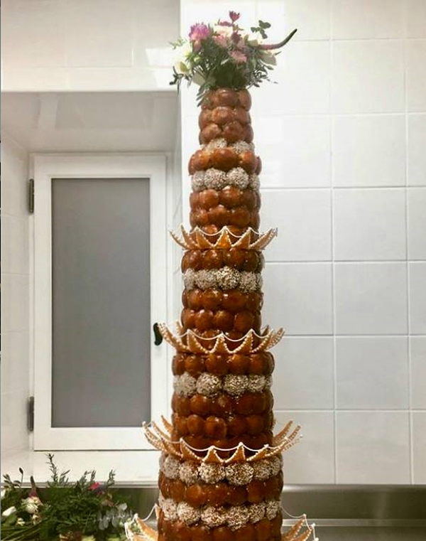 Croquembouche fini Croquembouche fini